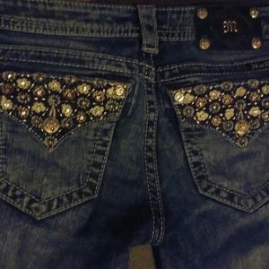 Miss Me sz 25 Like New Med Wash Embellished Jeans